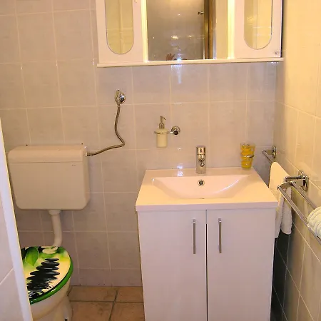 Oribella Apartment *