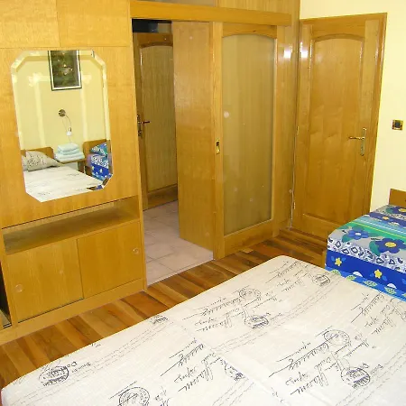 Oribella Apartment *